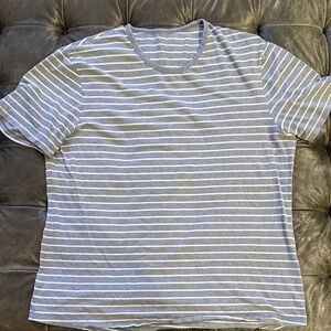 lululemon athletica Gray Striped Tee XL🍋
